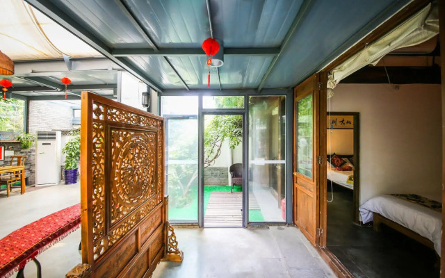 Old Beijing Square Hotel