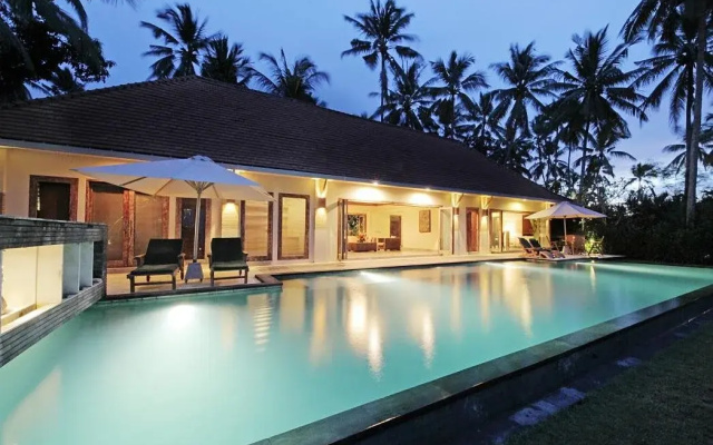 Villa Rumah Pantai Bali