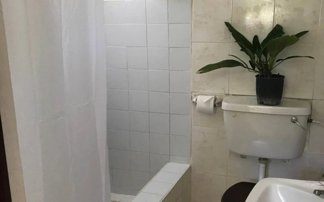 Barbados Chi Guest House