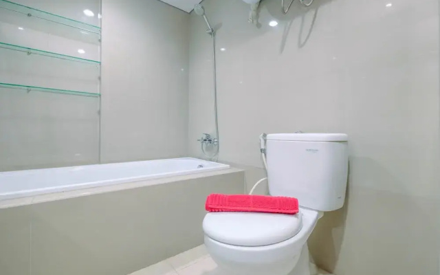 Spacious and Comfy Studio at Azalea Suites Cikarang Apartment