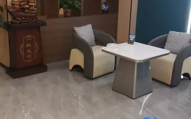 Luohe City 118 Theme Hotel