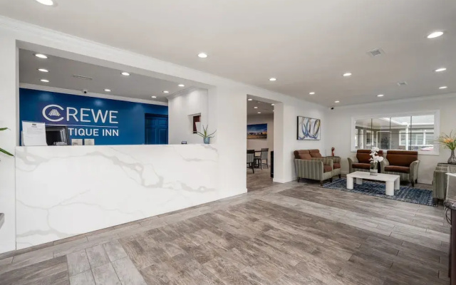 Crewe Boutique Inn