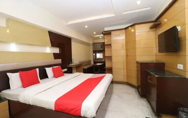 Collection O 3504 Vivek International Hotel
