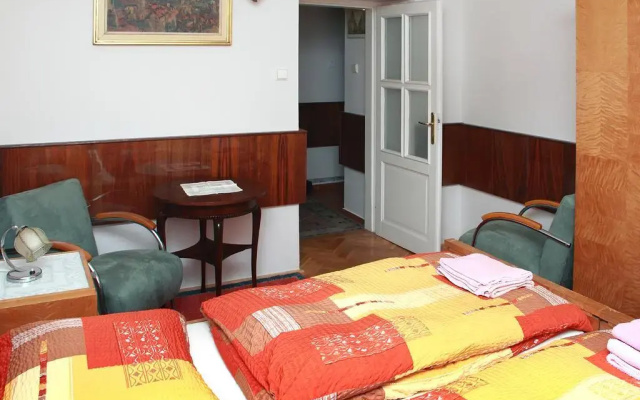 Apartment Hradešínská