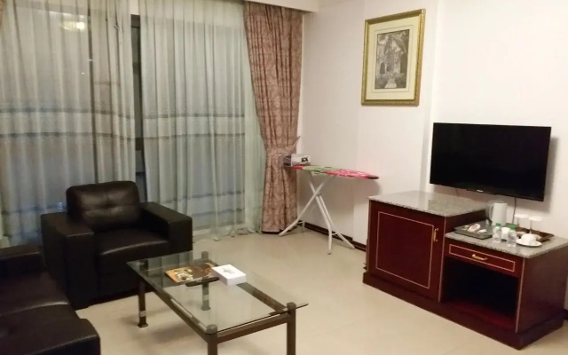 Taj Plaza Hotel