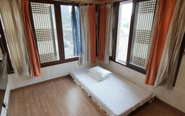 Millennial Morning Hanok Guesthouse