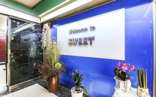 Sweet Motel