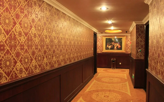 Jinguan Hotel