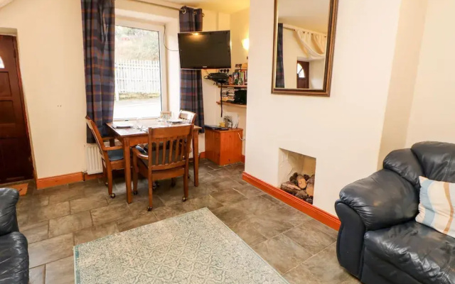 Hunter Cottage