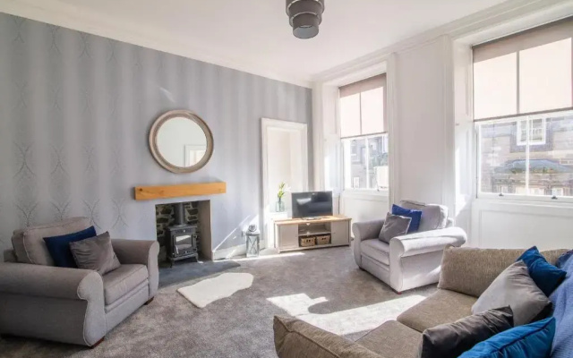 35 High Street Apartment
