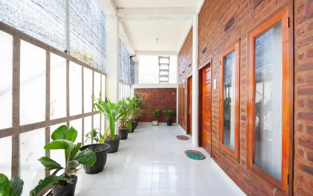 RedDoorz Syariah near Tirtasari Sonsang dan Banto Royo