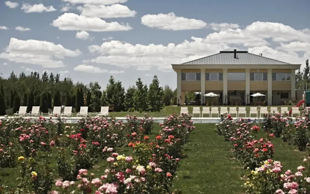 Estancia Mendoza Wine Hotel