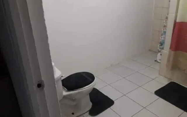 Al's Vacation Home