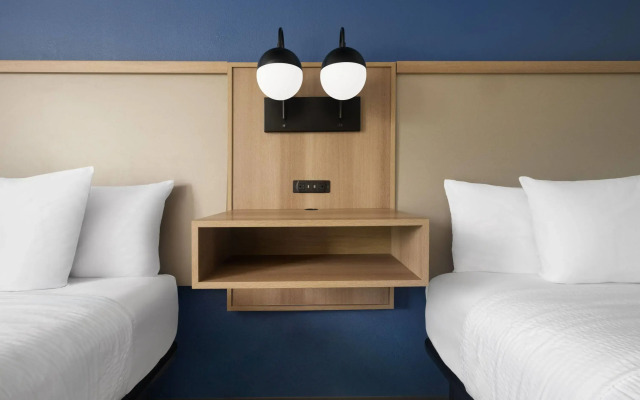 La Quinta Inn & Suites by Wyndham Myrtle Beach