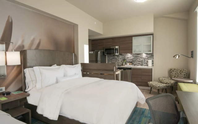 Element Dallas Downtown East
