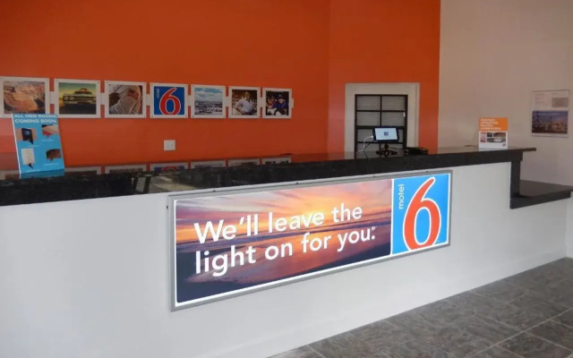 Motel 6 Moultrie, GA