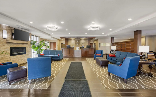 Comfort Inn & Suites