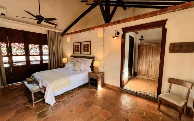 Casa Linaje Hotel Boutique - Cauca Viejo - Mayores de 10 años