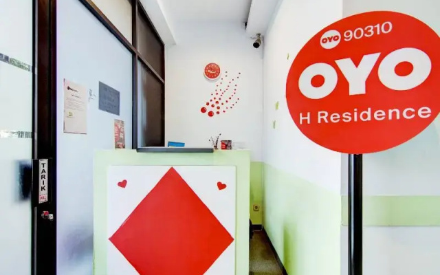 OYO 90310 H Residence
