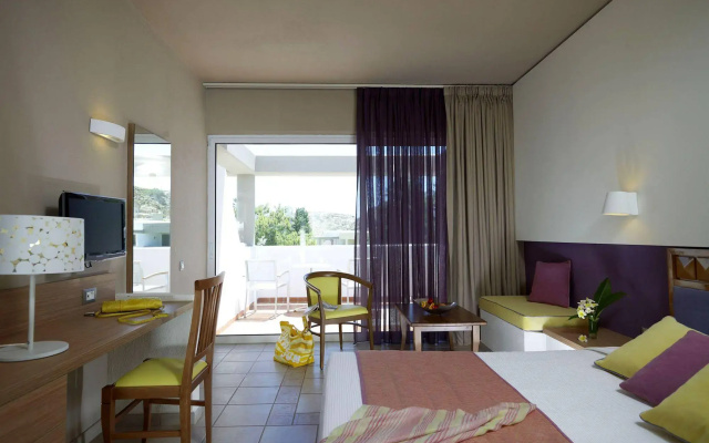 Porto Angeli Beach Resort – All Inclusive