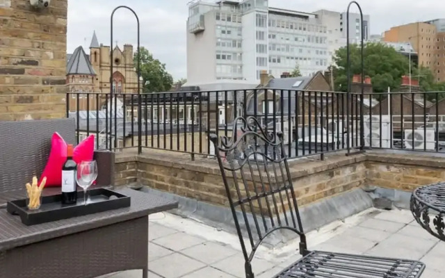 Stylish Apartment With Private Rooftop in Covent Garden