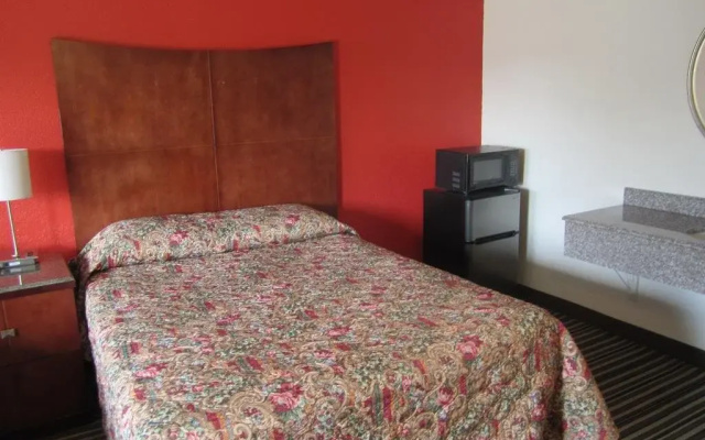 Travel Inn & Suites