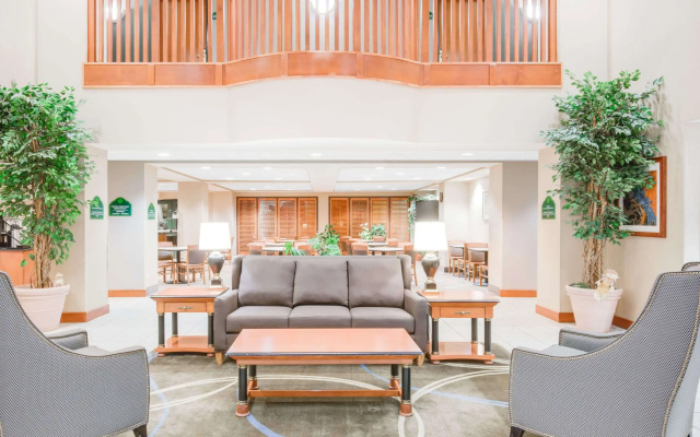 Wingate by Wyndham Gillette