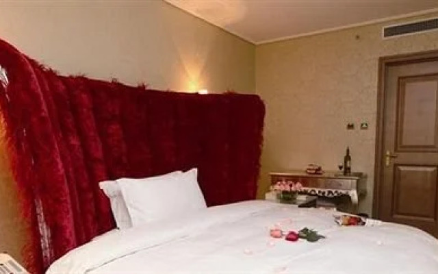 · Golden Ocean Star Resort