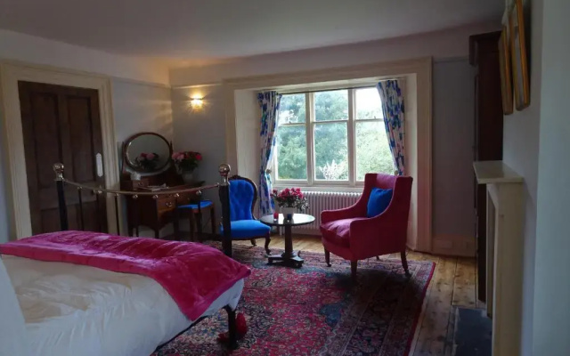 Redlynch Lodge