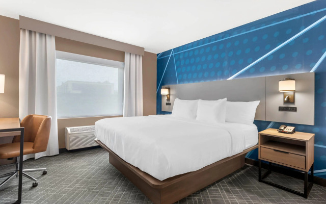 Comfort Inn & Suites Suwanee - Sugarloaf