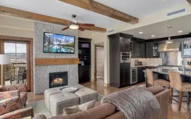 Edgemont 2602 - Luxury Ski-in Ski-out Condo