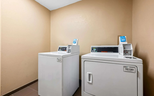 Comfort Suites Cullman I-65 Exit 310