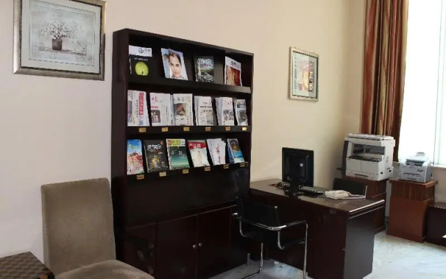 Xinjiang Yili Hotel