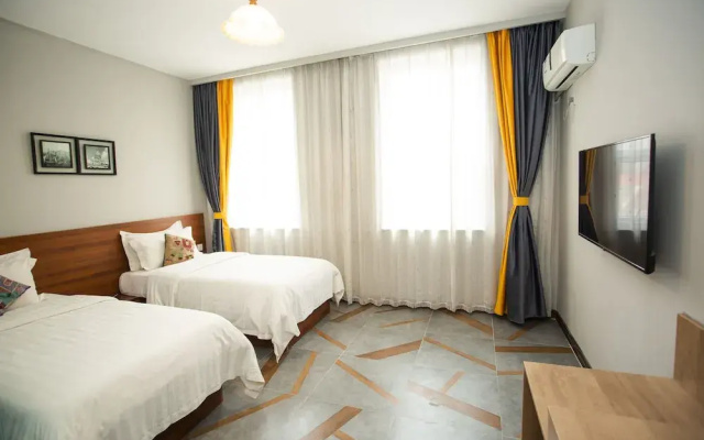 Ou Lu Business Hotel