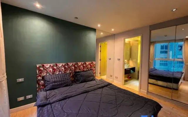 Large Caribbean 1BR Condo near Jomtien Bus Station