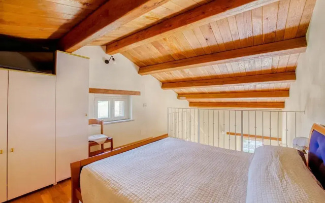Secluded Apartment in Pennabili with Whirlpool
