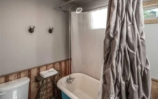 Starlight Cabin