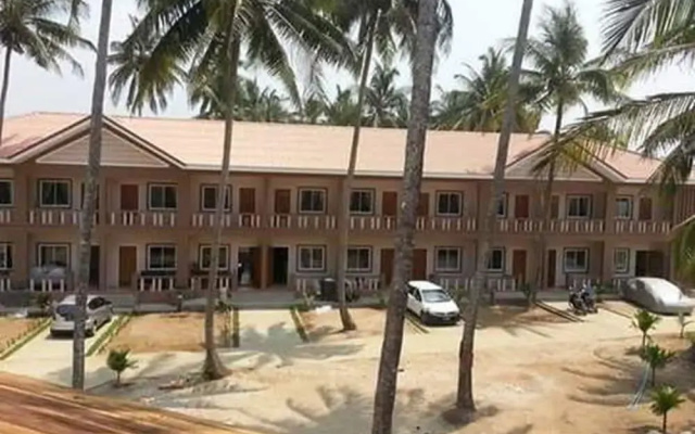 Grand Ngwe Saung Resort