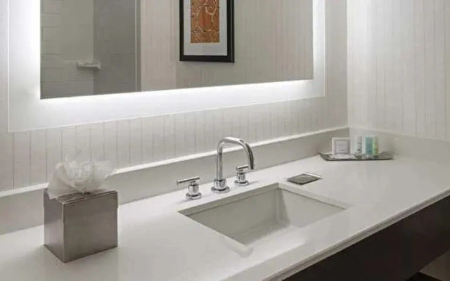DoubleTree by Hilton Hotel Bristol, Connecticut