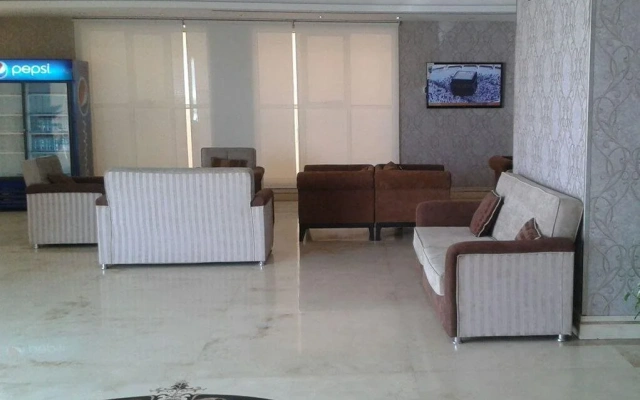 Ewan Suites