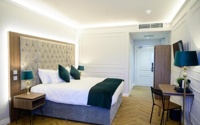 Walton View Hotel