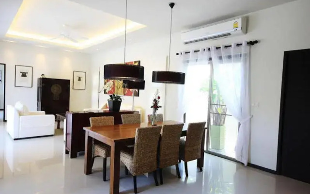 Two Villas Holiday Oriental Style Nai Harn Beach