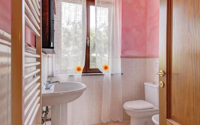 Beautiful Apartment in Cecina LI With 2 Bedrooms