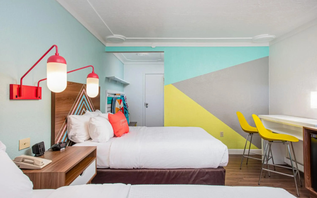 Beachside Hotel & Suites Cocoa Beach - Port Canaveral