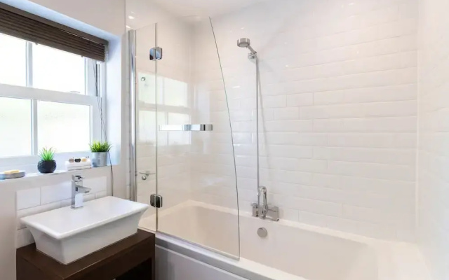 Velvet 2-bedroom Apartment, Brewery Road, Hoddesdon