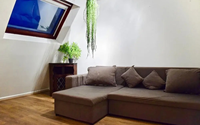 Studio Apartment On St Michaels Court