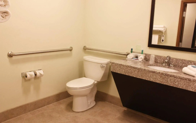 Holiday Inn Express & Suites Lebanon by IHG