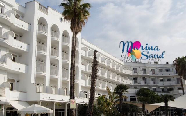 Hotel Selvamar вид на фасад