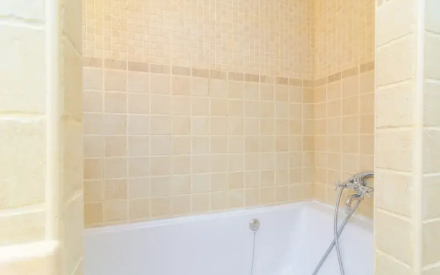 Voltora in Campos With 3 Bedrooms and 3 Bathrooms