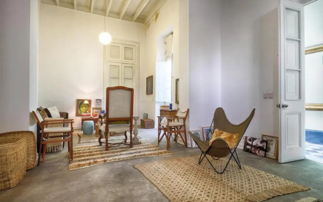 Bohemian VILLA in heart of Barranco